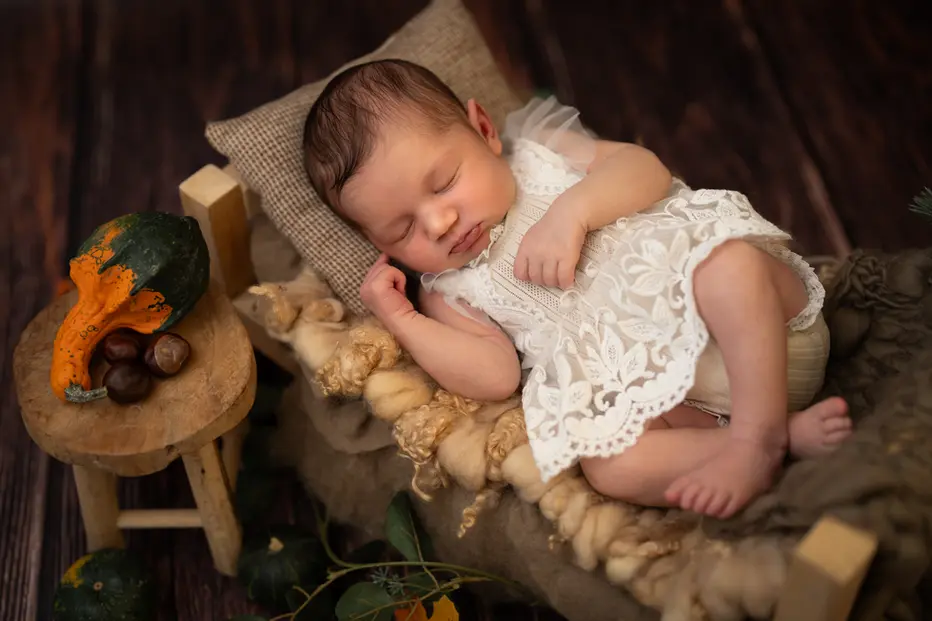 Focení miminek, Newborn fotografka, Newborn focení v Frýdlant nad Ostravicí, Ostrava, Frýdek-Místek. Foceni miminek, rodinné focení s miminkem, newborn focení ostrava, foceni miminek doma. Nový Jičín. Příbor. Kopřivnice.