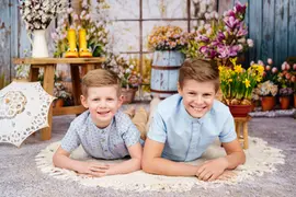 Jarní focení ve škole portrét sourozenců, Ostrava, Frýdek-Místek, profesionální fotograf, fotograf