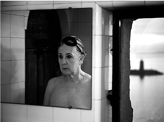 1 The Mirror The Mask _LB29678 copy.jpg