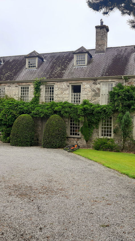 A magical woodland wedding at Ty Fry Manor and Estate, Anglesey!