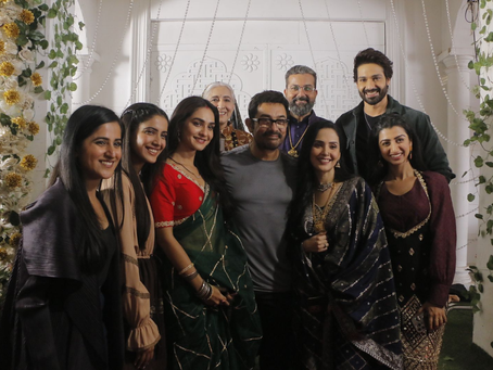 Superstar Aamir Khan Visits The Sets Of Star Plus Show Deewaniyat, Meets Sister Nikhat Khan and The Cast Of The Show! Details Inside-