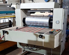 SEMI AUTOMETIC THERMAL LAMINATION LARGE SIZE MACHINE 2.jpeg