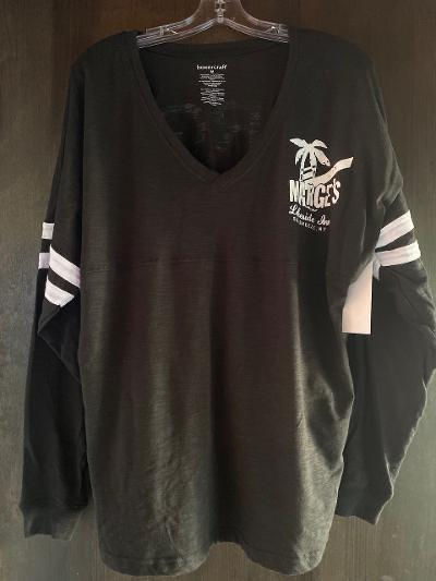 Thumbnail: Ladies Boxcraft Long Sleeve V Neck