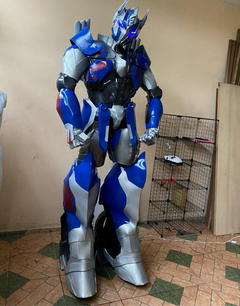 Cosplay optimus prime