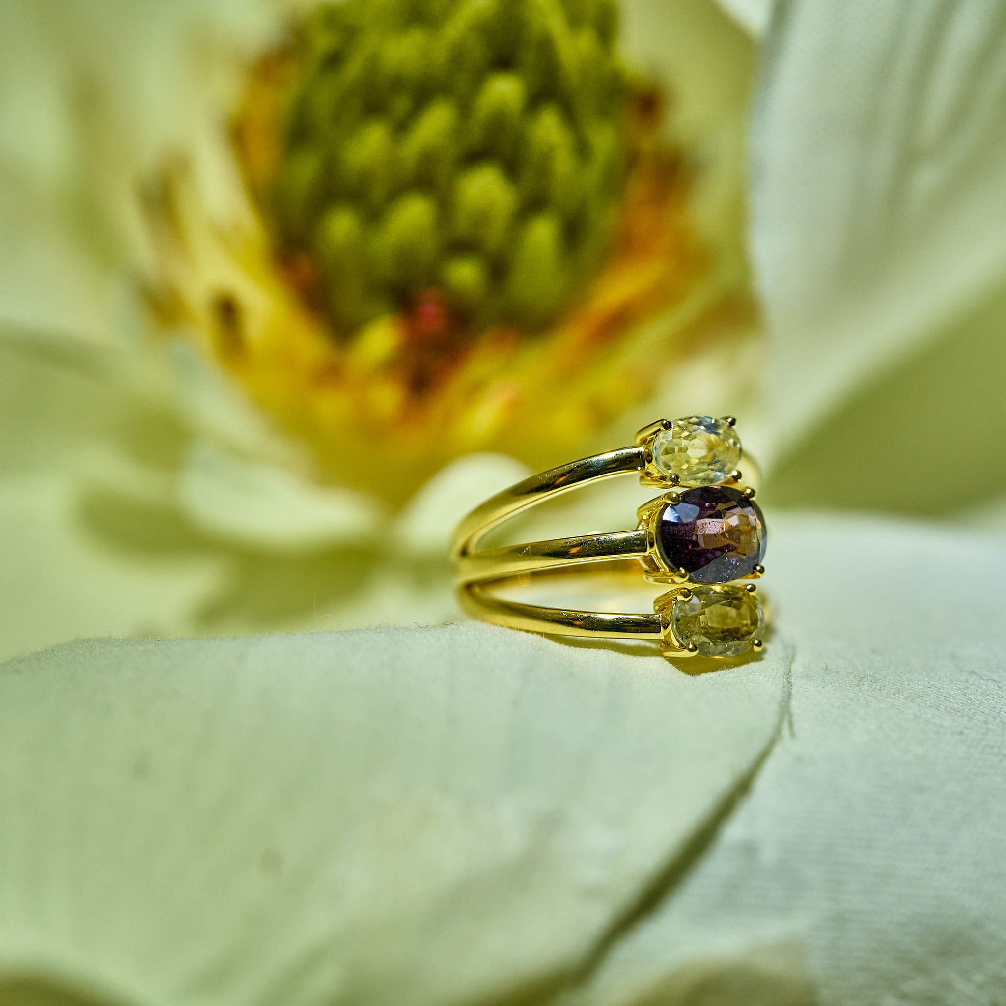 22K YG Ring with Yellow Sapphire & Spinel