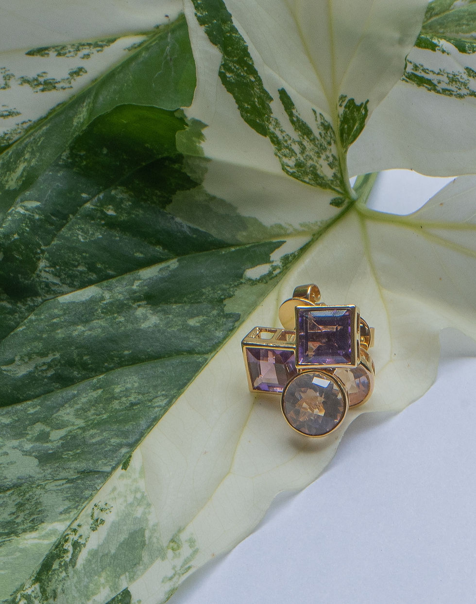 Thumbnail: 18K YG Earrings with Amethyst & Topaz