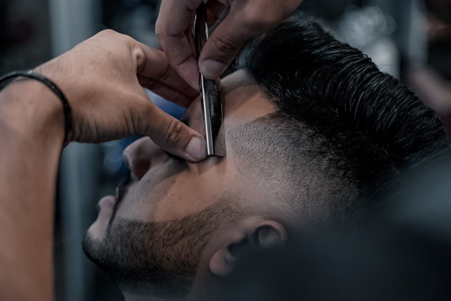 Straight-razor work, barber training