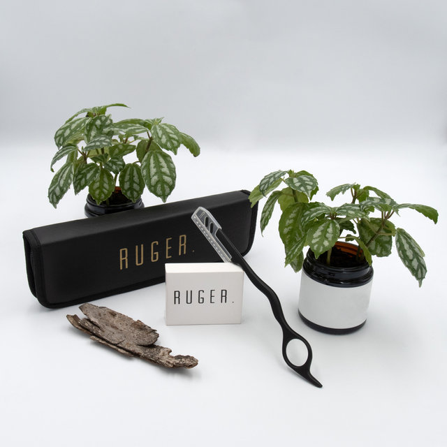 Ruger Feather / Texture Razor