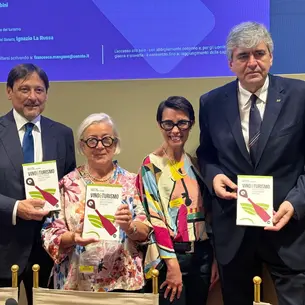 Vino e Turismo. Teoria e pratica dell’enoturismo in cantina. Al Senato il nuovo manuale per la “New Generation” del turismo del vino italiano