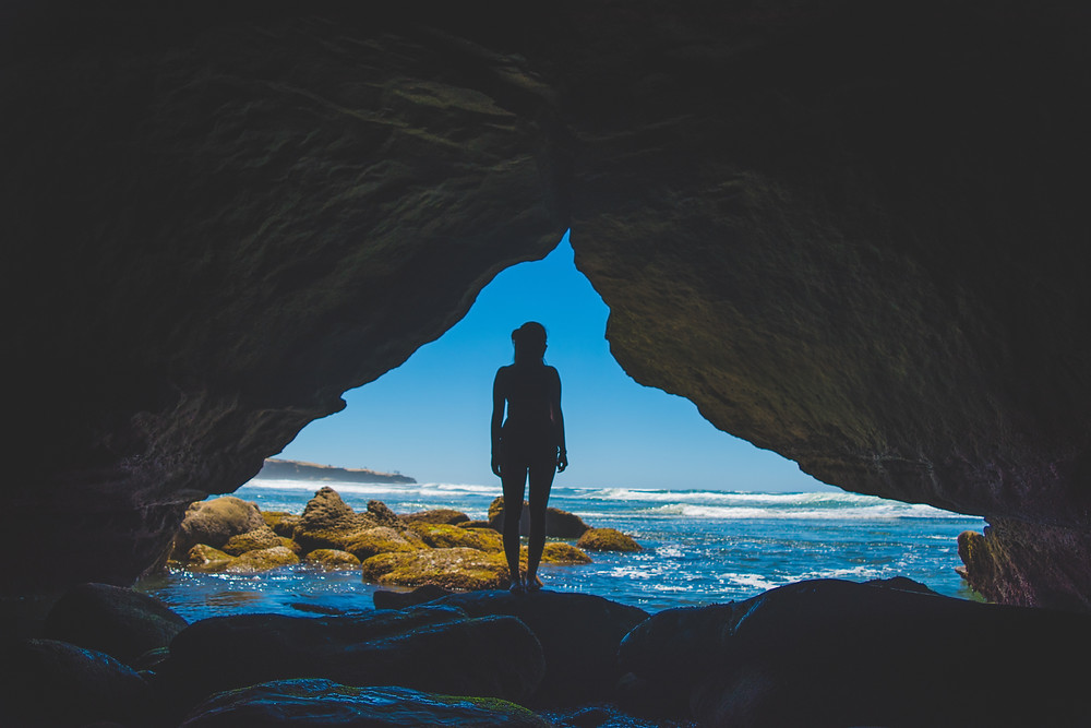 A girl alone by the ocean. Amnesia, and Surviving Loss