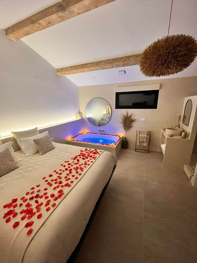 chambre avec jacuzzi aubagne