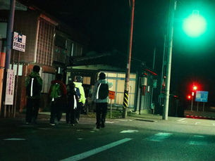 3月の真夜中、こどもたちは故郷の光を目指す　「30kmオーバーナイトハイク」が象徴する、これからの時代の歩み方