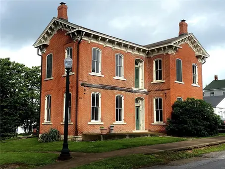 Late 1800s Italianate Victorian in Missouri Picturesque Rivertown Lists For $95,000!