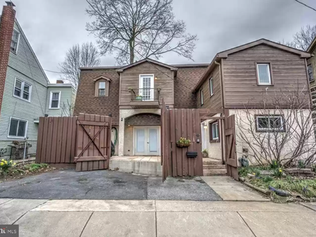 PA 1900 House With Secret Cave In Living Room Lists For $297K! See Inside!