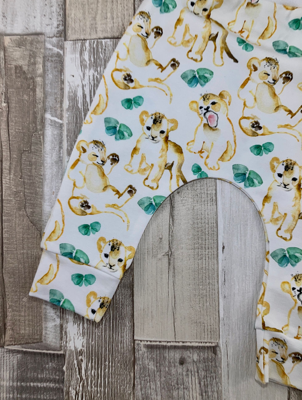 Thumbnail: lion cub leggings