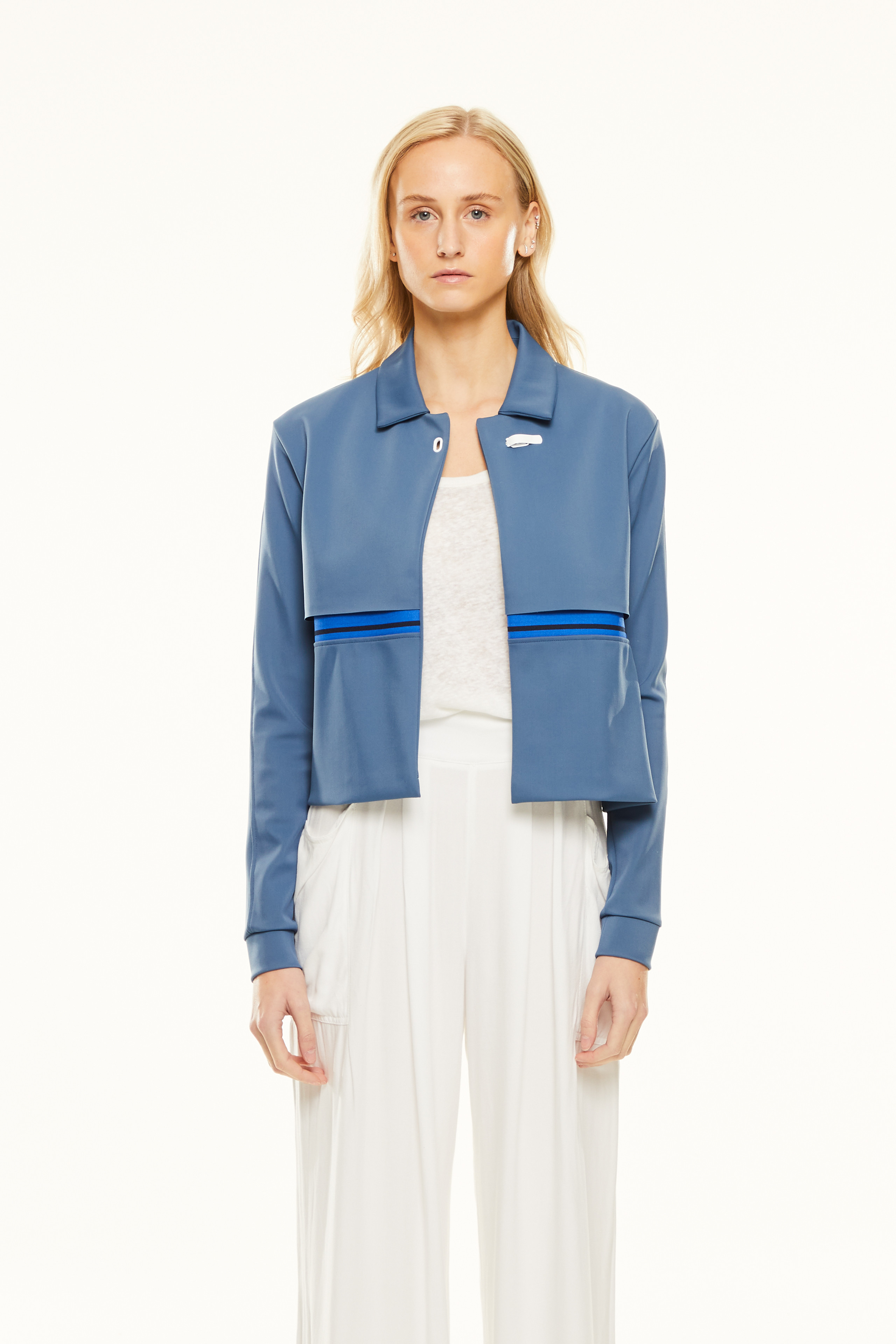 TAILORED SWEAT