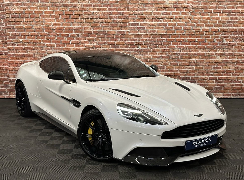 Aston Martin Vanquish 5.9 V12 576cv CARBON WHITE EDITION      02/2017 - 50.000km