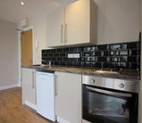 Kitchen2.jpg