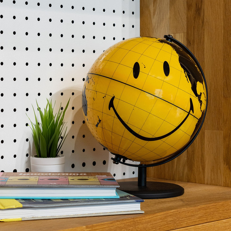 Thumbnail: Smiley Globe