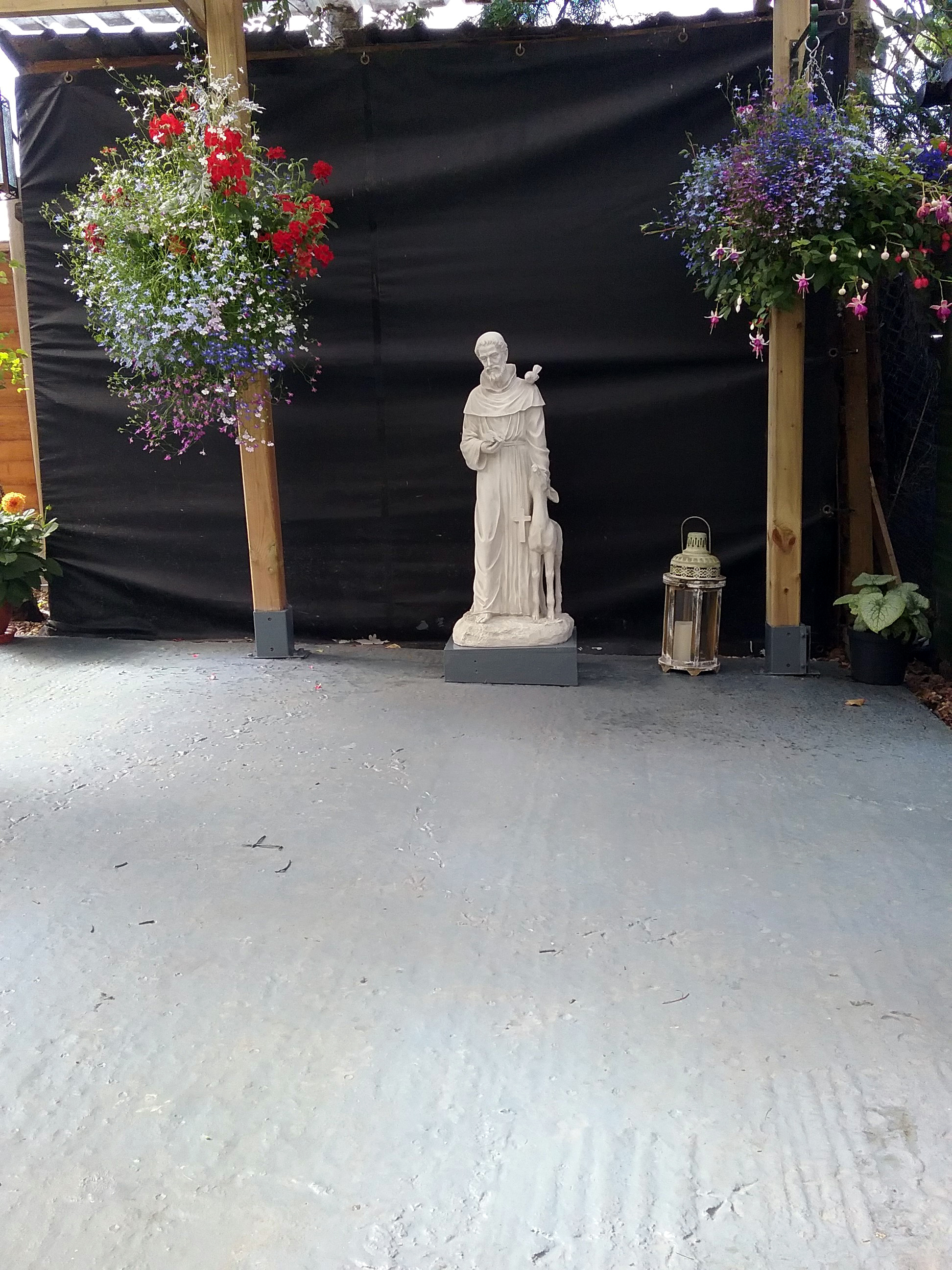Mirfield Pet Cremation area view 3