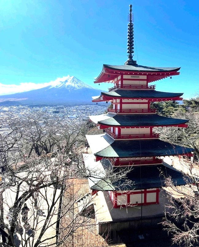Pagoda chureito.jpg