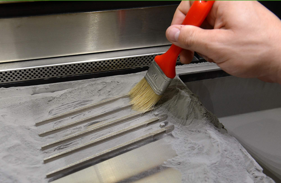 Martin Stroetinga teaches us about metal printing