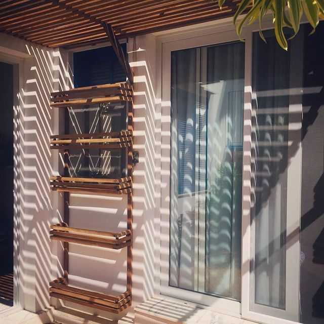 Pérgola + Jardim vertical em Massaranduba - Madeira Maciça