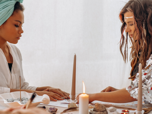 What Is a Soulmate Relationship? Signs, Struggles, and How a Psychic Can Help Heal the Connection