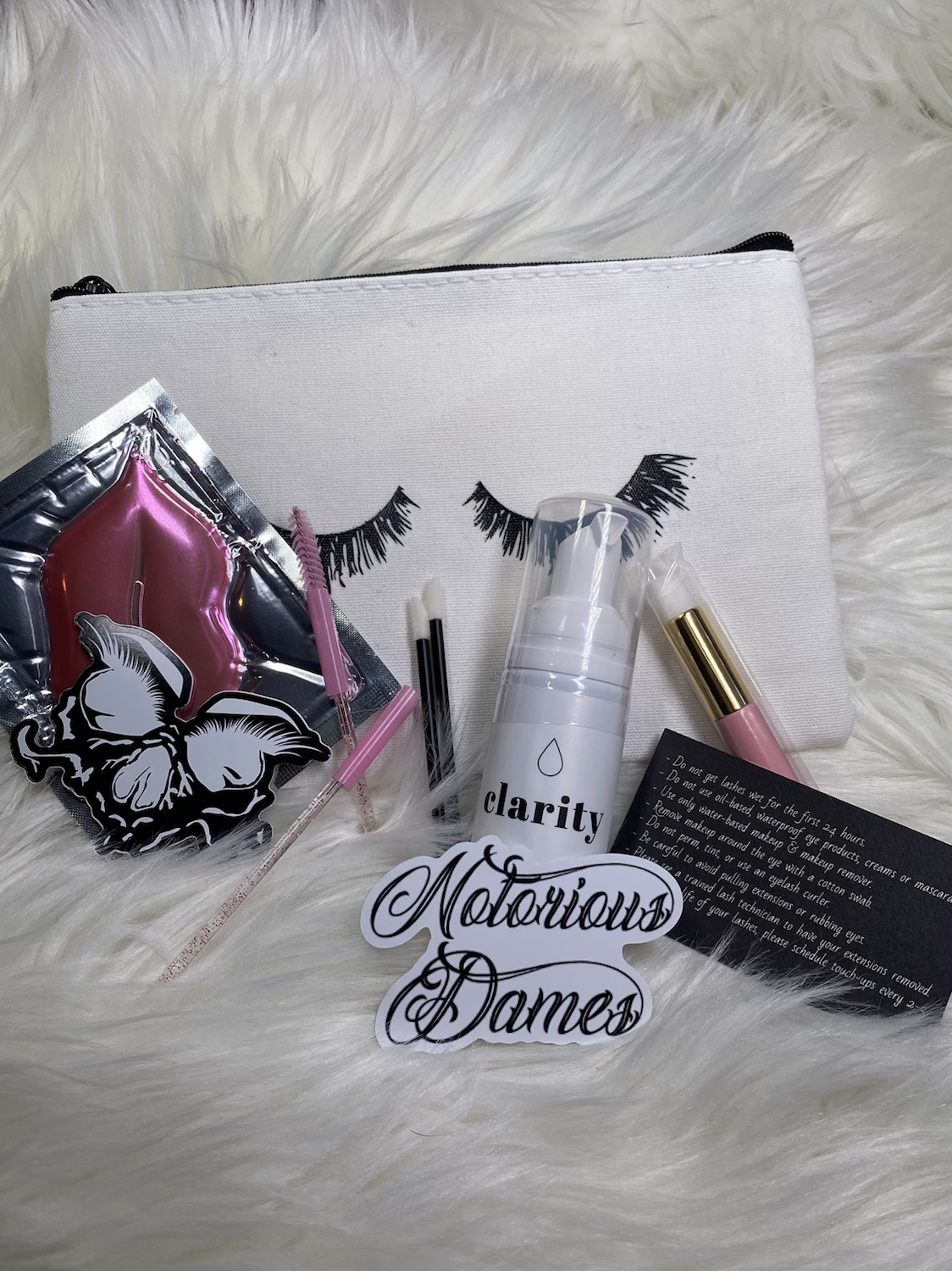 Lash kit w/ lip mask