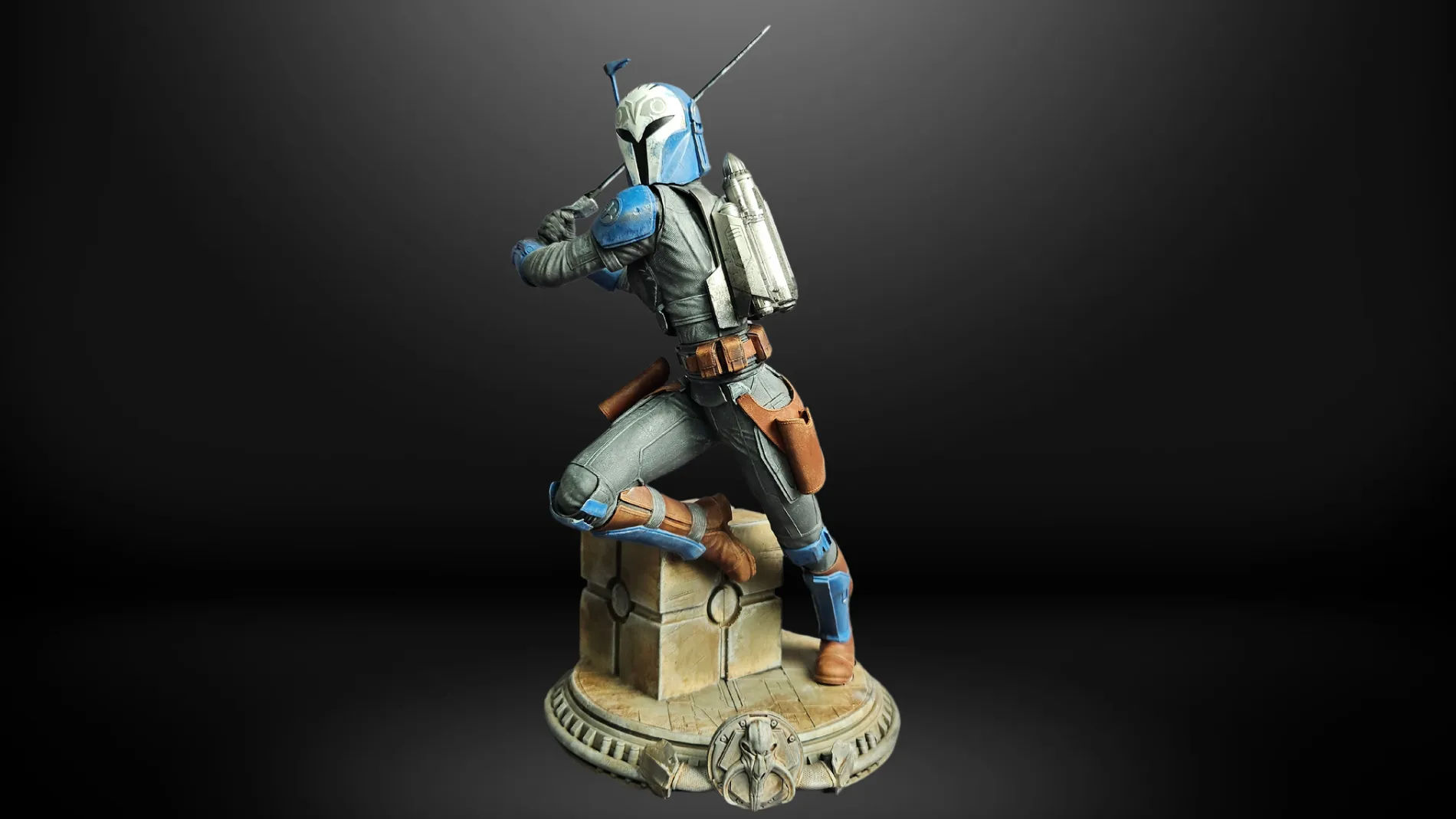 Figurine Bo-Katan Kryze : Statuette de 30 cm en Résine peinte à la main