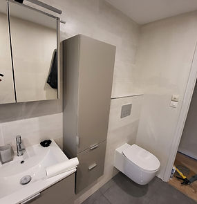 Résultat Rénovation totale d'une salle de bain : carrelage, faïence, plomberie, électricité, plâtrerie, isolation  