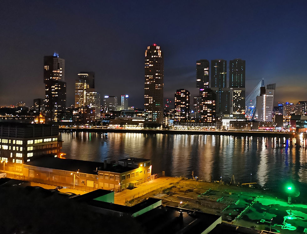 GO Rotterdam bij nacht 1
