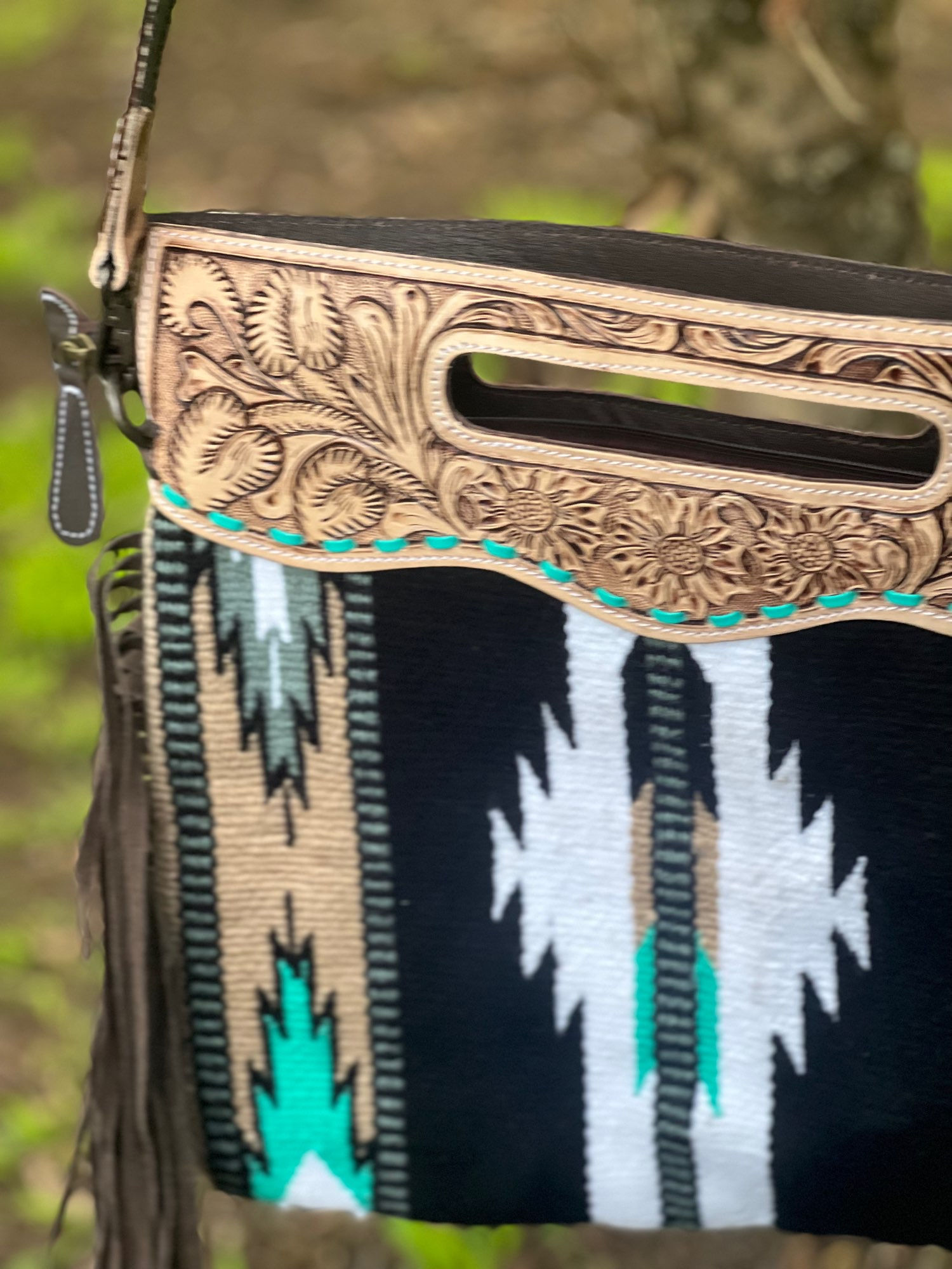 Tennessee Saddle Shoulder Bag