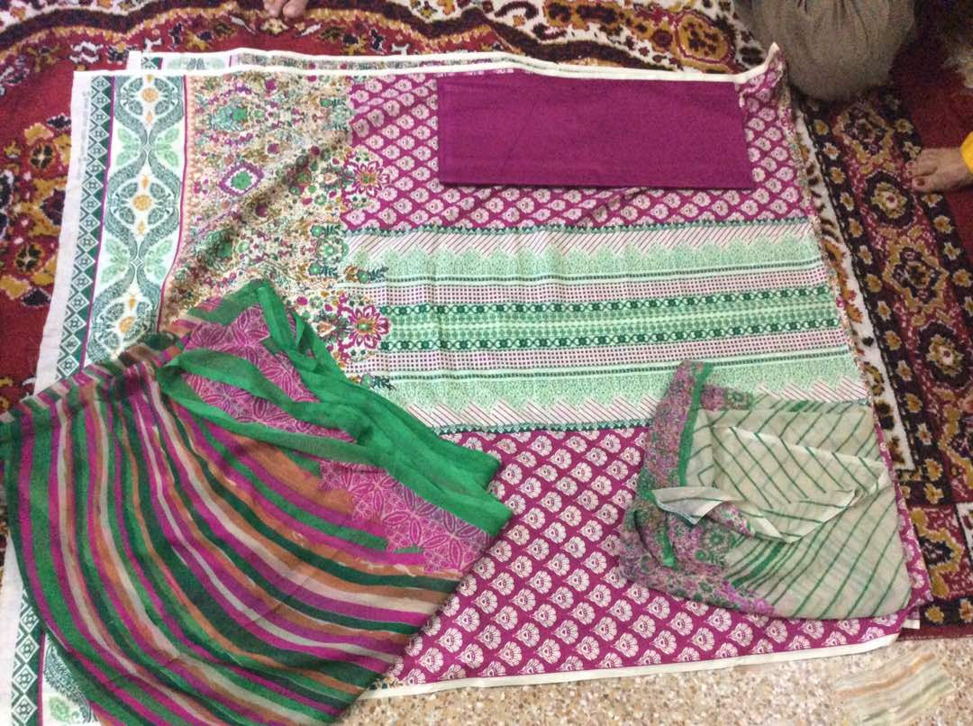 Lawn printed suit Code: P030