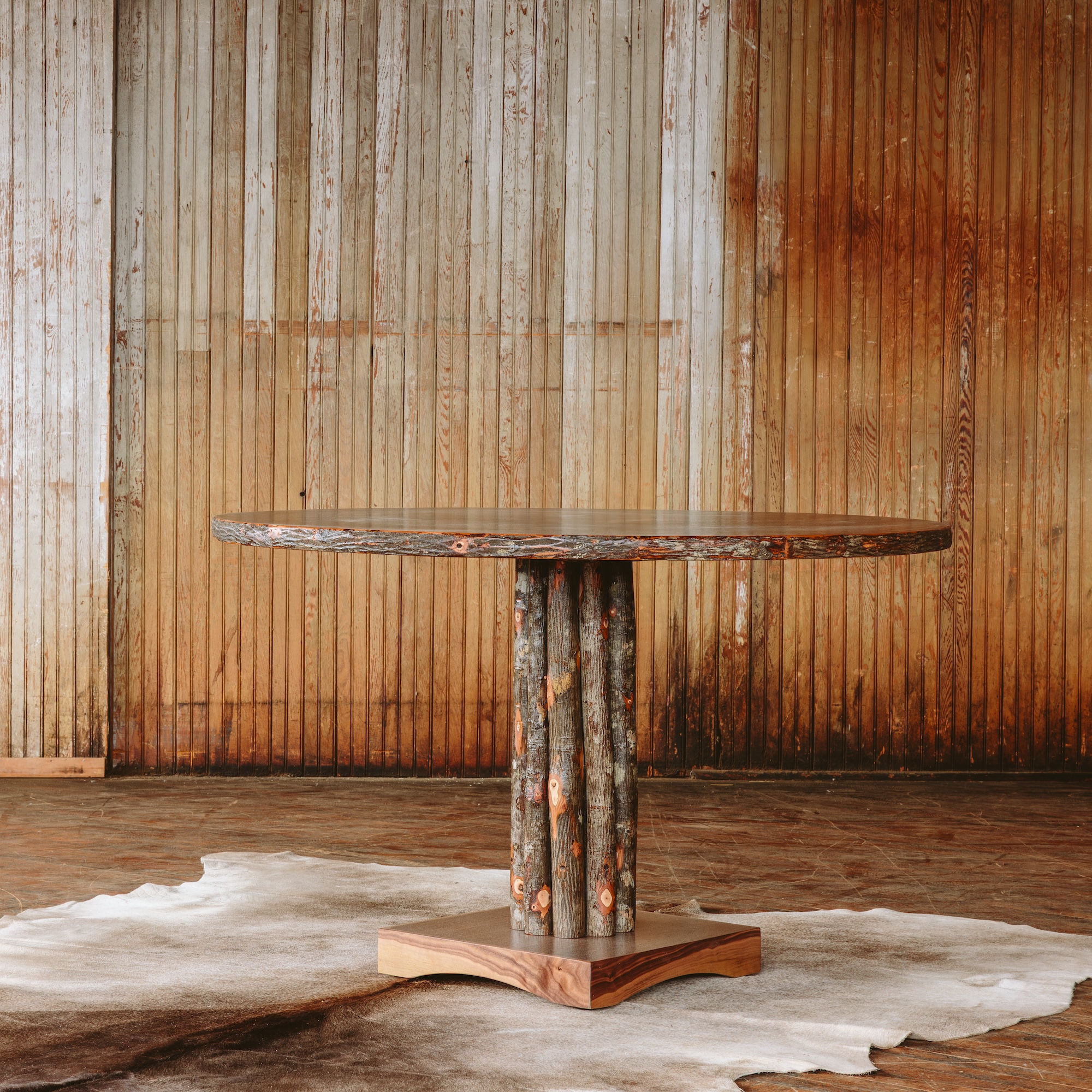 LODGE TABLE