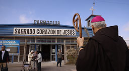 Obispo Isauro Covili inicia visita pastoral a la parroquia Sagrado Corazón de Jesús de Alto Hospicio