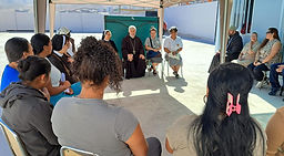 Inician proyectos de apoyo a migrantes con foco en emprendimiento y educación