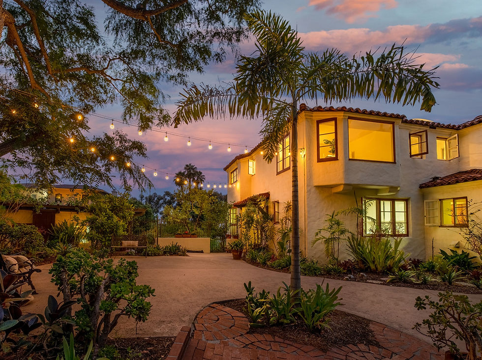 Thumbnail: 408 La Crescentia | La Playa  $4,765,000