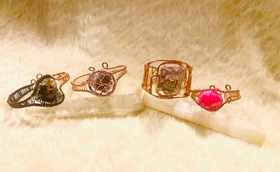 Thumbnail: Amethyst Mini Flower Orgonites Bracelet 7 inches