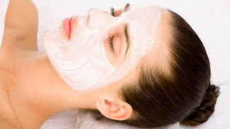 قناع الحنة البيضاء لتفتيح البشرة