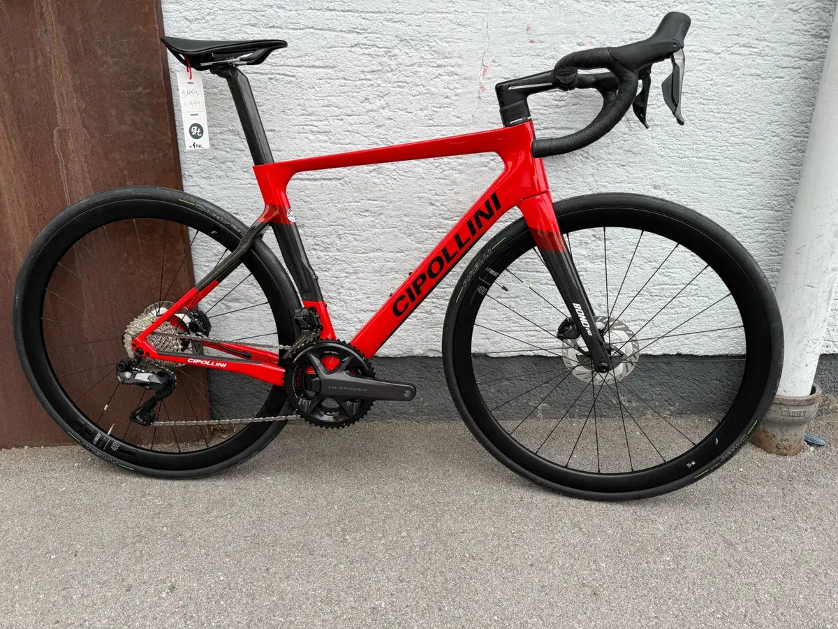 Cipollini Bond Carbon | Shimano Ultegra Di2 2x12