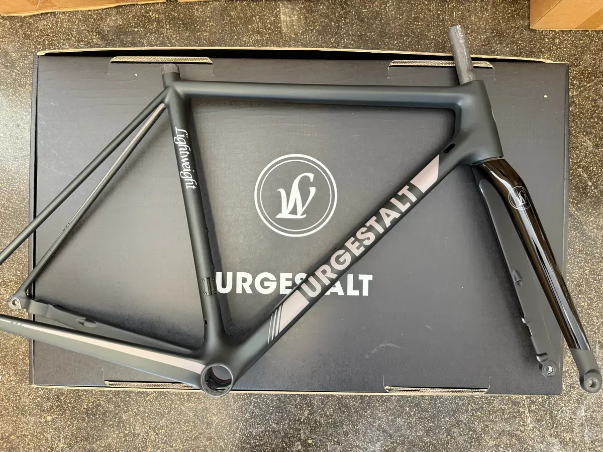 Rahmenset Lightweigth Urgestalt | Logo | Disc