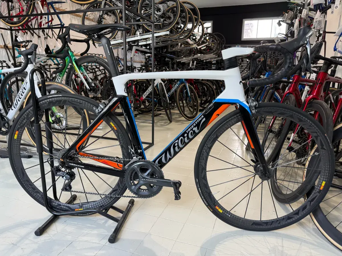 Wilier Cento10 SL | Shimano Ultegra Mavic Cosmic SLR