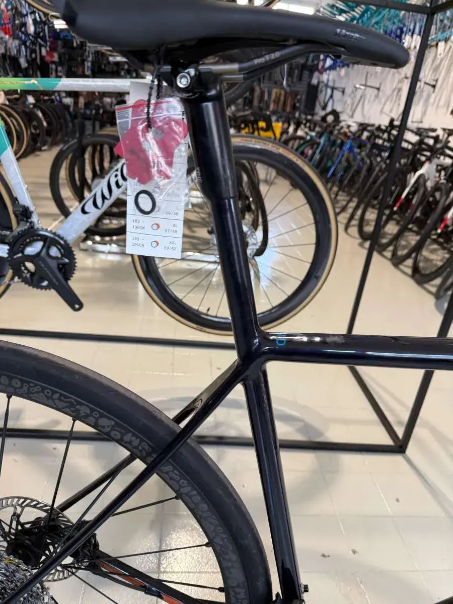 Miniaturbild: OPEN MIN.D. | SRAM Rival 2x12 AXS & Mavic Cosmic SLR 32 Carbon