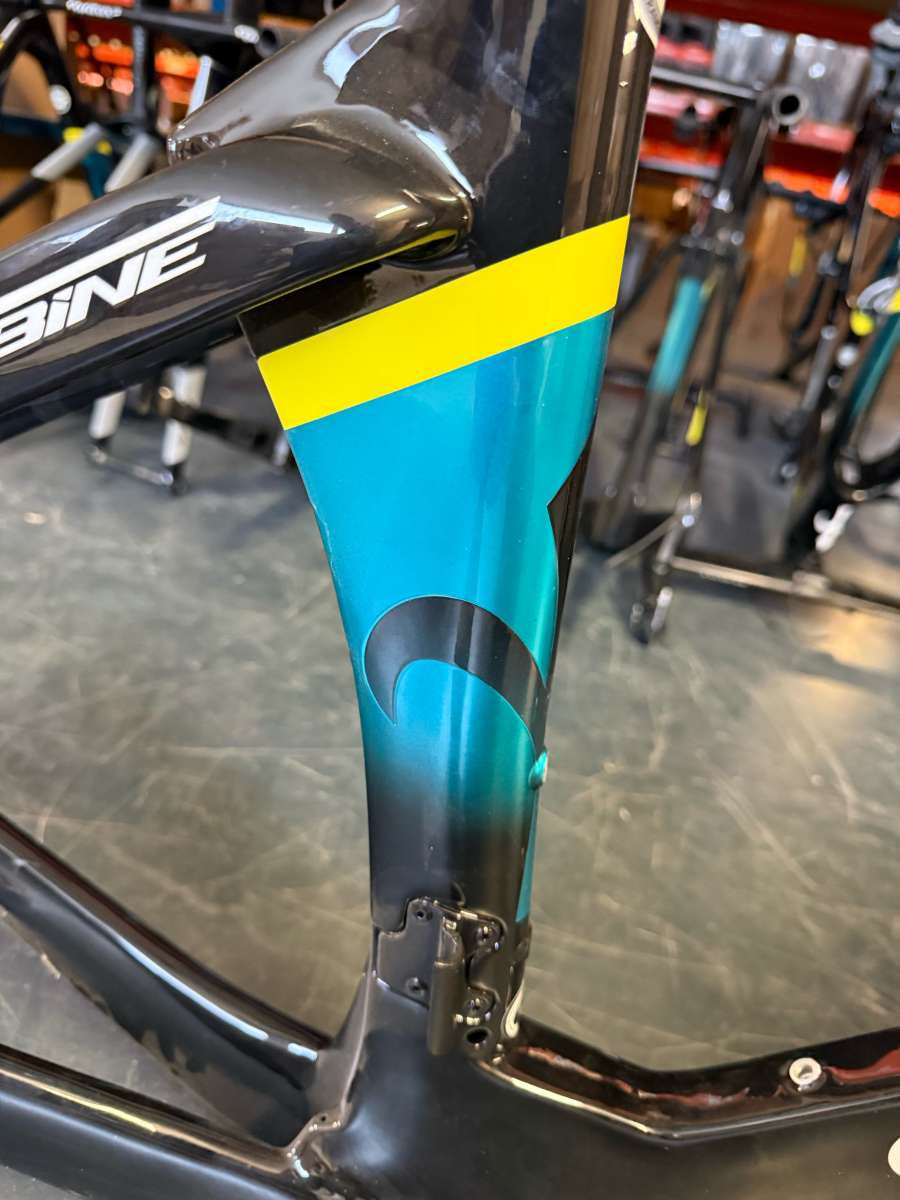 Miniaturbild: Rahmenset Wilier Turbine SLR Team 'Astana' | Disc