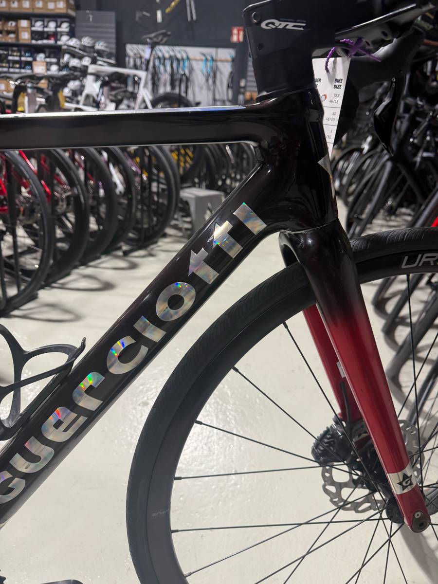 Miniaturbild: Guerciotti Veloce S Carbon | Shimano 105 Di2