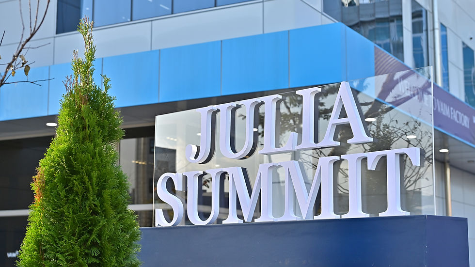 Văn phòng tổ chức sự kiện Julia Summit 2025