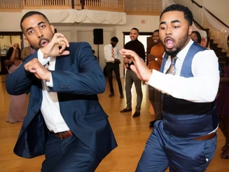 SMOOTH MOVES DJs Photo Gallery 5.webp