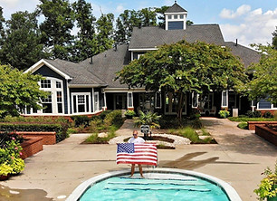pool plavcik v USA_edited.jpg