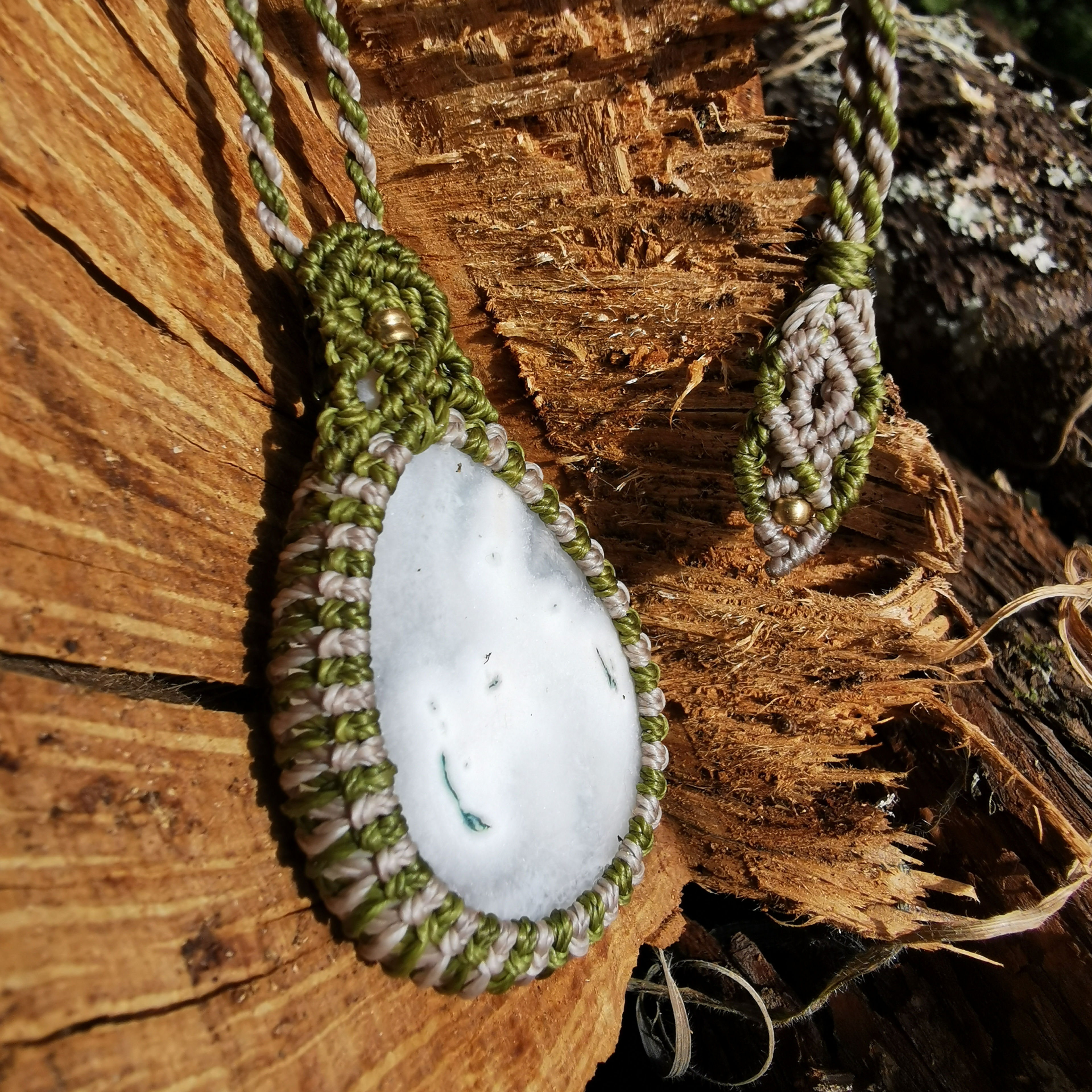 Collier Quartz solaire